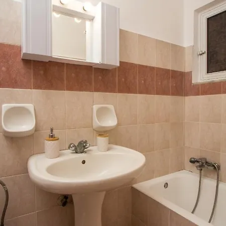 Anastasia Private Pool