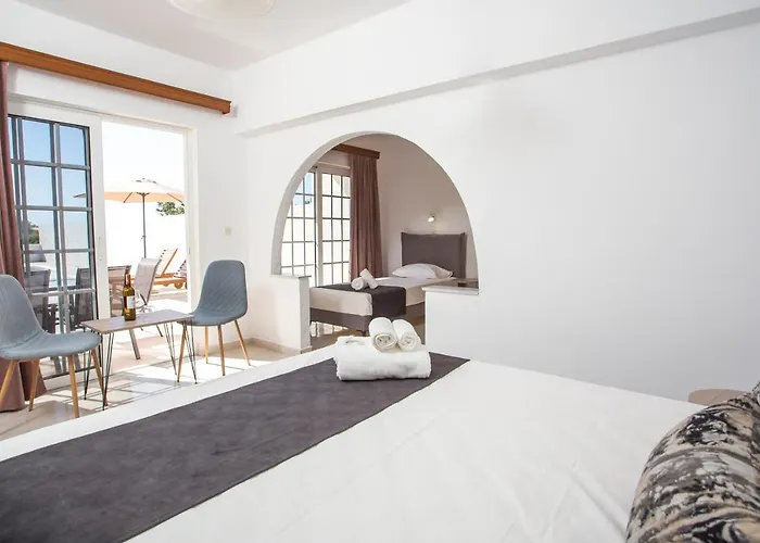 Anastasia Private Pool Afándu