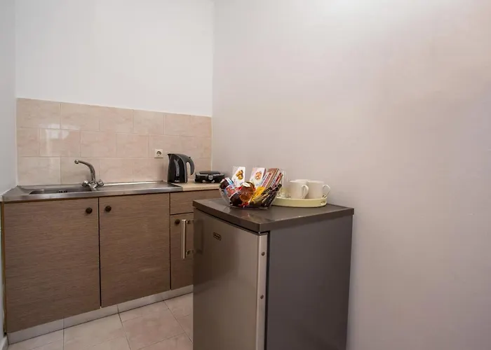 Anastasia Private Pool