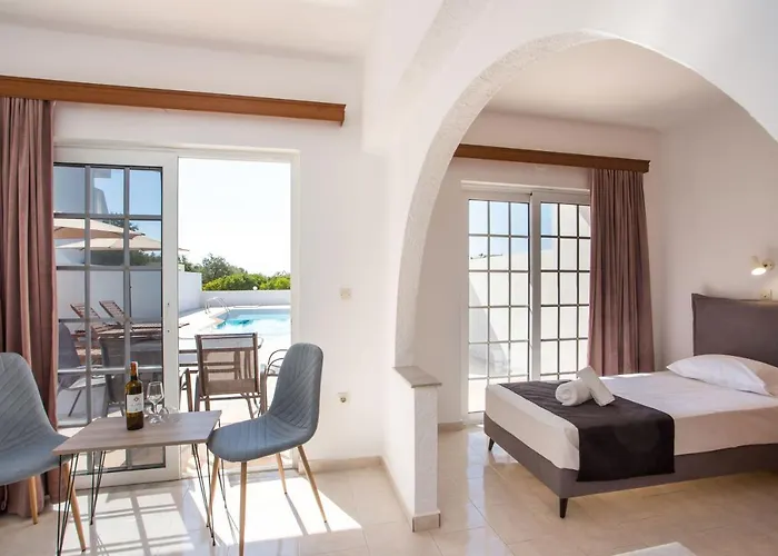 Anastasia Private Pool *