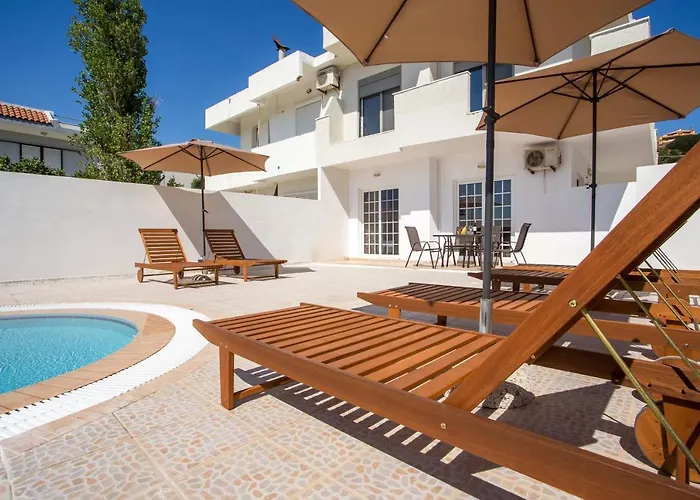 Anastasia Private Pool Apartman Afándu